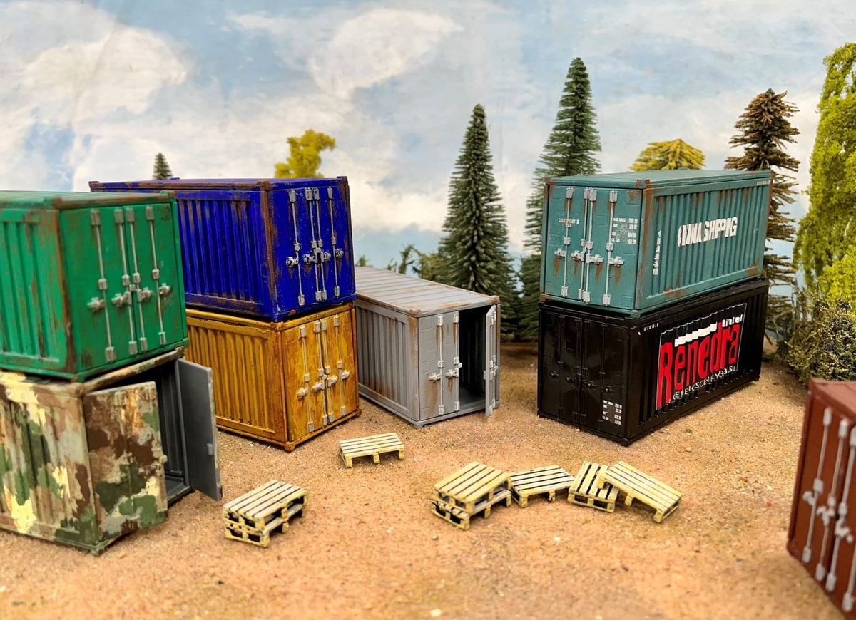Renedra - Scenery: Shipping Containers (20FT) & Pallets