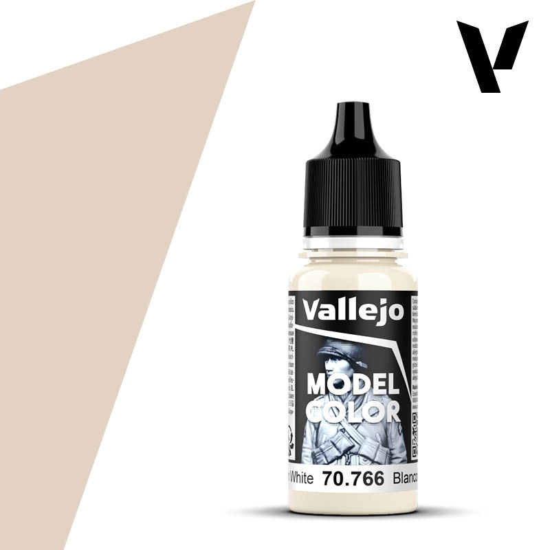 Vallejo - Model Color: Cream White
