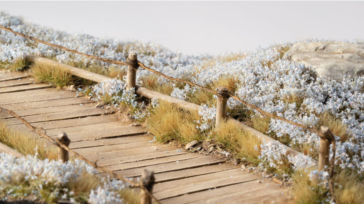 Gamers Grass - Light Blue Lilac Flowers